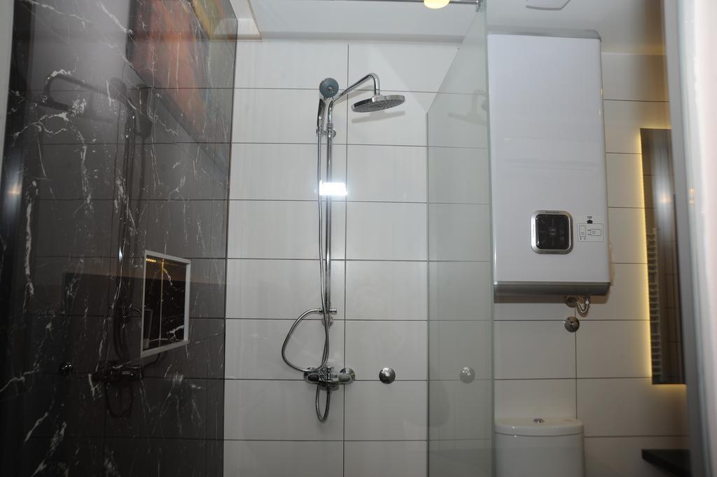 Gala Luxury Suites Белград Стая снимка
